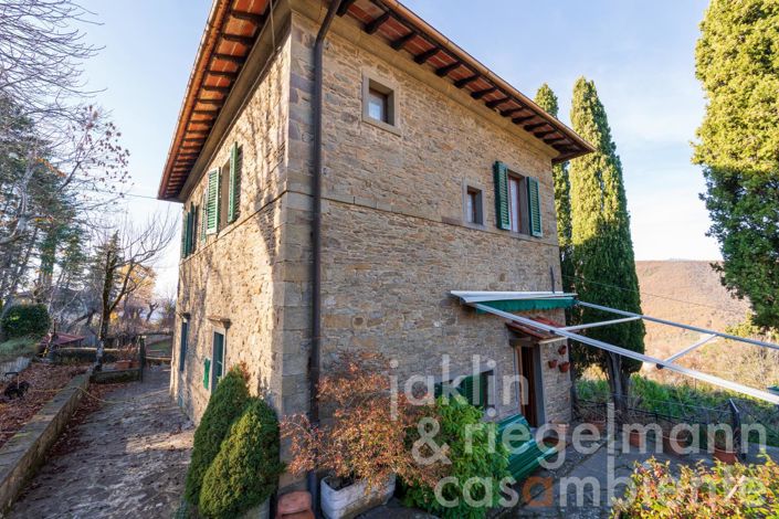 Image No.9-4 Bed Country House for sale