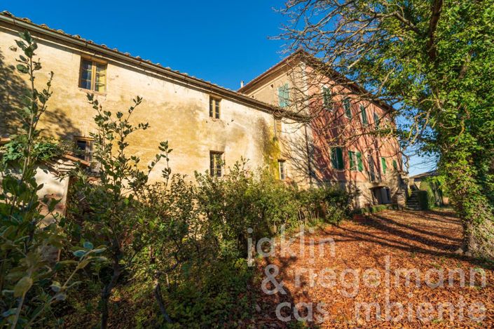 Image No.2-12 Bed Farmhouse for sale