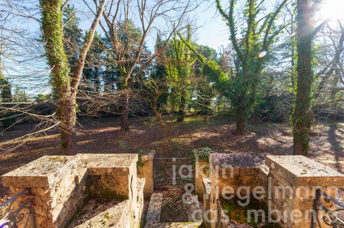 Image No.6-12 Bed Farmhouse for sale