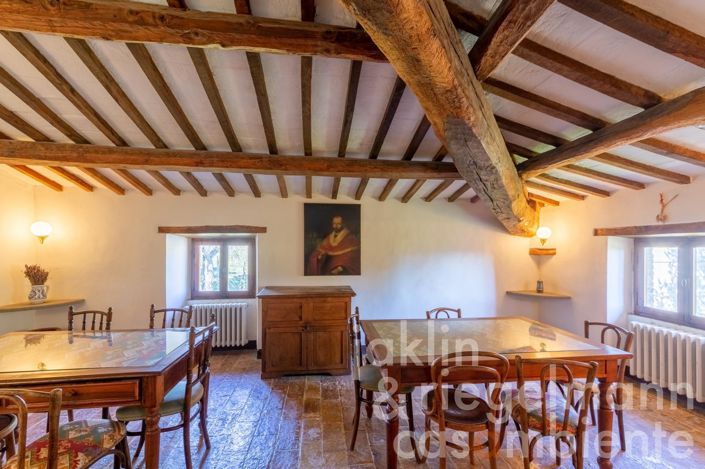 Image No.18-Maison de campagne de 9 chambres à vendre à Perugia