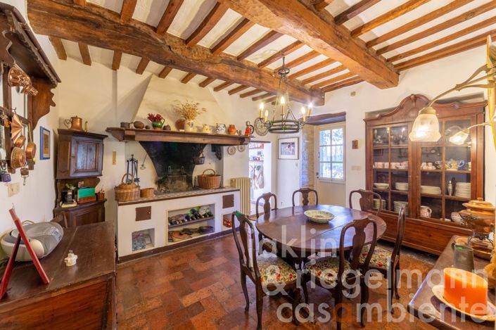 Image No.30-Maison de campagne de 9 chambres à vendre à Perugia