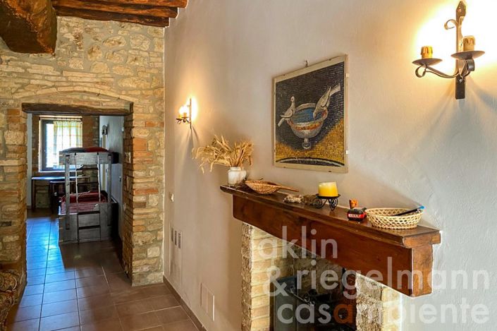 Image No.35-Maison de campagne de 9 chambres à vendre à Perugia