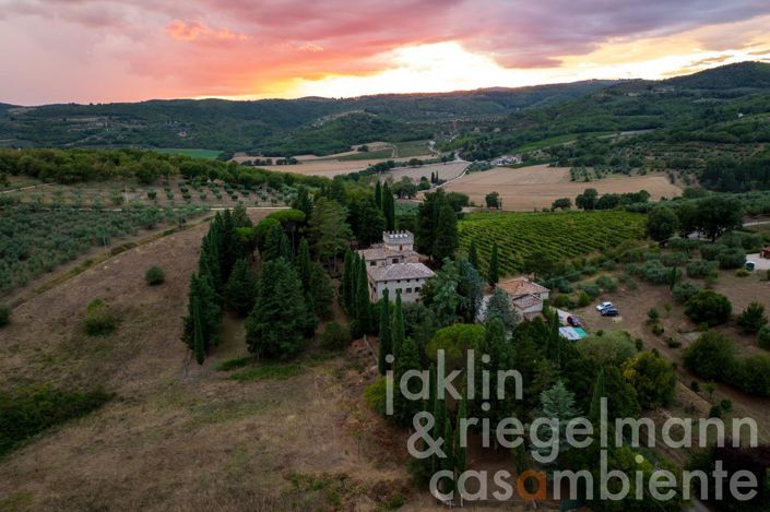 Image No.39-Maison de campagne de 9 chambres à vendre à Perugia