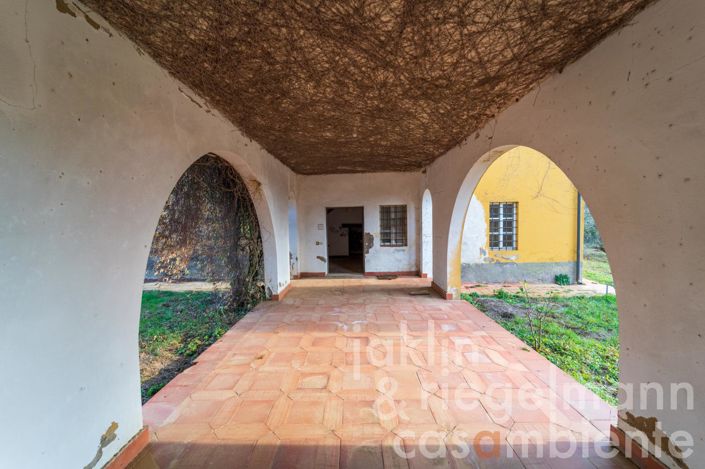 Image No.15-Maison de campagne de 11 chambres à vendre à Cecina