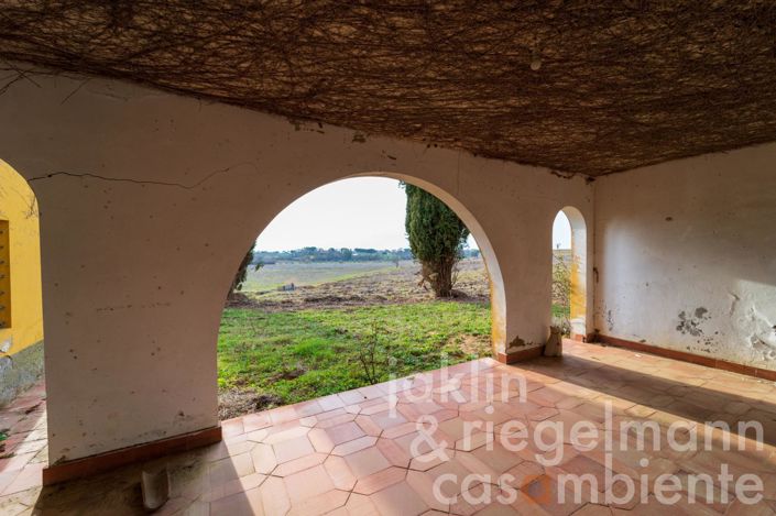 Image No.16-Maison de campagne de 11 chambres à vendre à Cecina