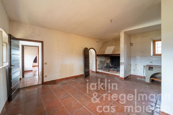 Image No.30-Maison de campagne de 11 chambres à vendre à Cecina