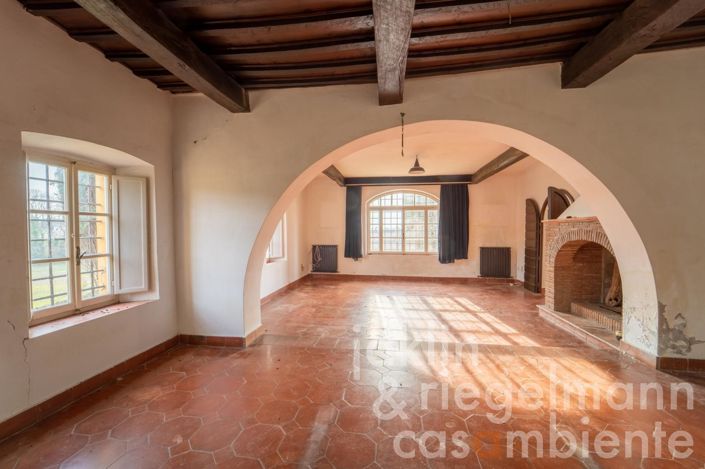 Image No.31-Maison de campagne de 11 chambres à vendre à Cecina