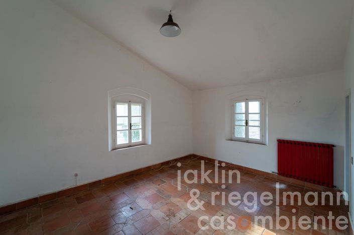 Image No.34-Maison de campagne de 11 chambres à vendre à Cecina