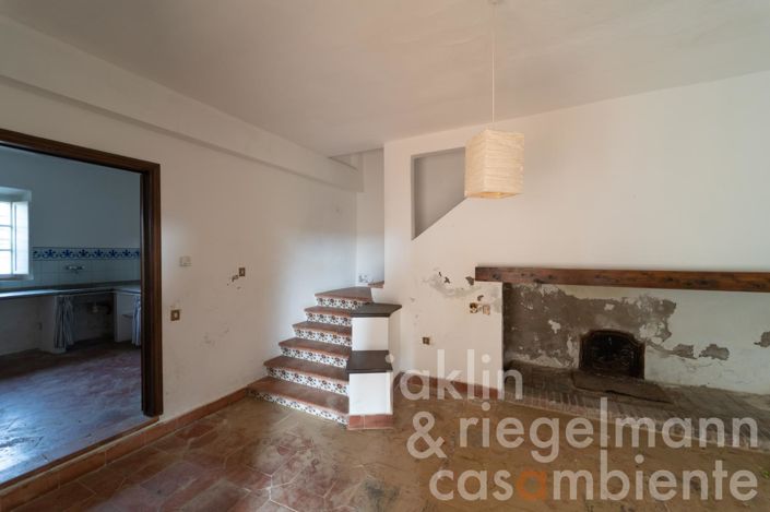 Image No.35-Maison de campagne de 11 chambres à vendre à Cecina