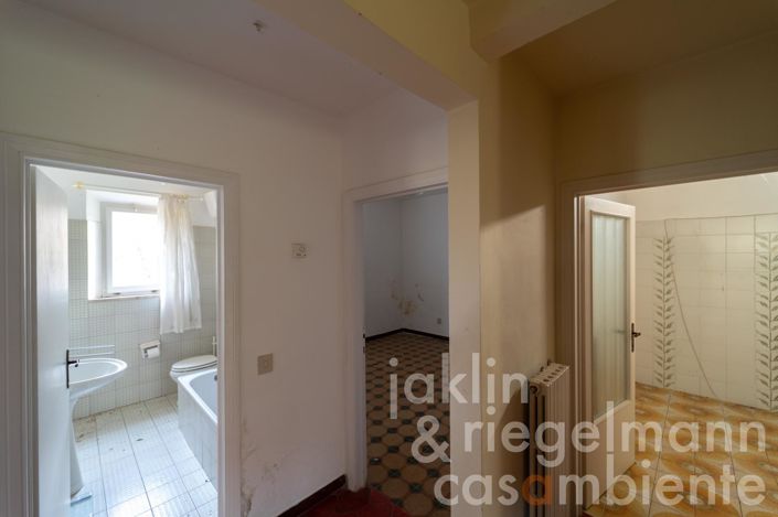 Image No.38-Maison de campagne de 11 chambres à vendre à Cecina