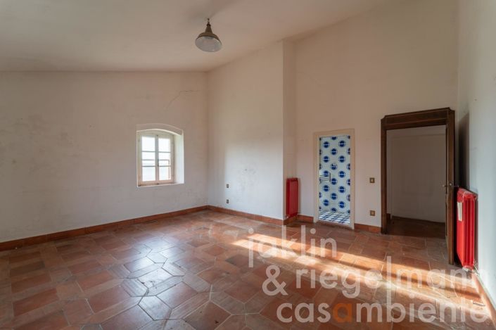 Image No.40-Maison de campagne de 11 chambres à vendre à Cecina