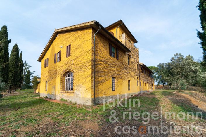 Image No.8-Maison de campagne de 11 chambres à vendre à Cecina