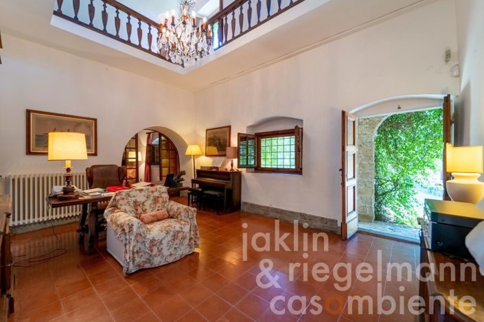 Image No.19-5 Bed Country House for sale