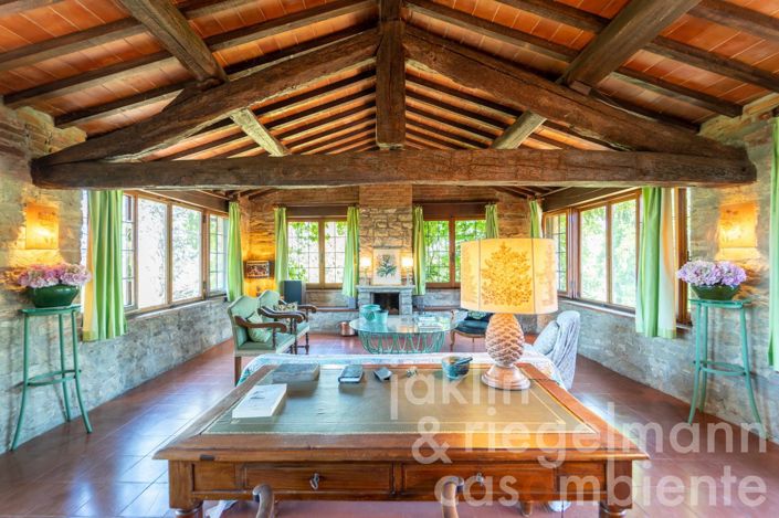 Image No.26-5 Bed Country House for sale