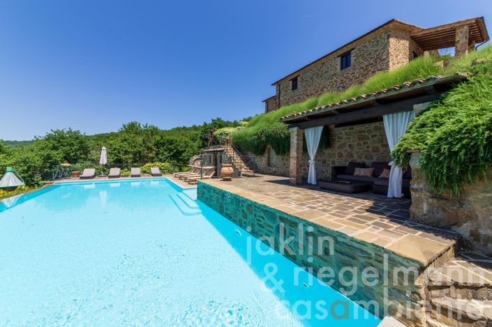 Image No.11-4 Bed Country House for sale