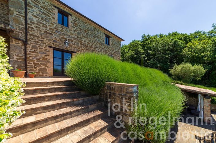 Image No.15-4 Bed Country House for sale