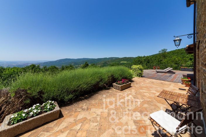 Image No.18-4 Bed Country House for sale