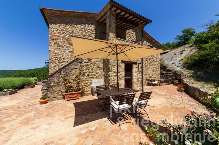 Image No.20-Maison de campagne de 4 chambres à vendre à Castiglion Fiorentino