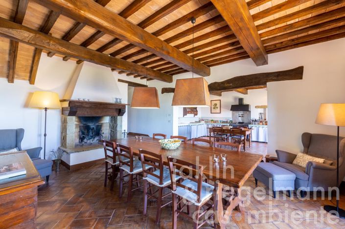 Image No.24-Maison de campagne de 4 chambres à vendre à Castiglion Fiorentino