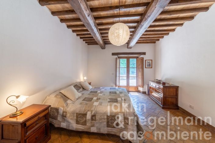 Image No.30-Maison de campagne de 4 chambres à vendre à Castiglion Fiorentino