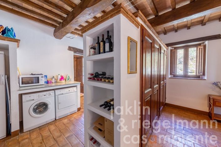 Image No.31-Maison de campagne de 4 chambres à vendre à Castiglion Fiorentino