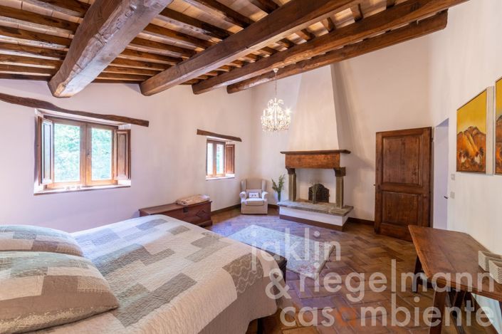 Image No.39-Maison de campagne de 4 chambres à vendre à Castiglion Fiorentino