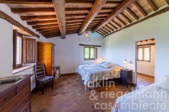 Image No.42-Maison de campagne de 4 chambres à vendre à Castiglion Fiorentino