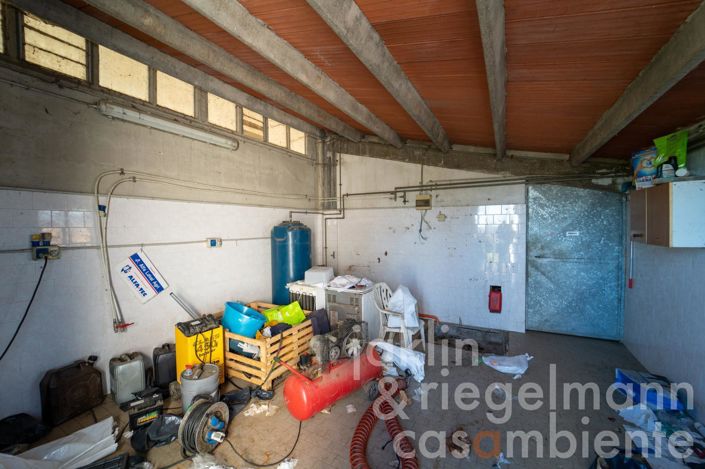 Image No.18-6 Bed Country House for sale