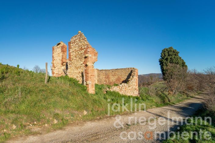 Image No.5-6 Bed Country House for sale