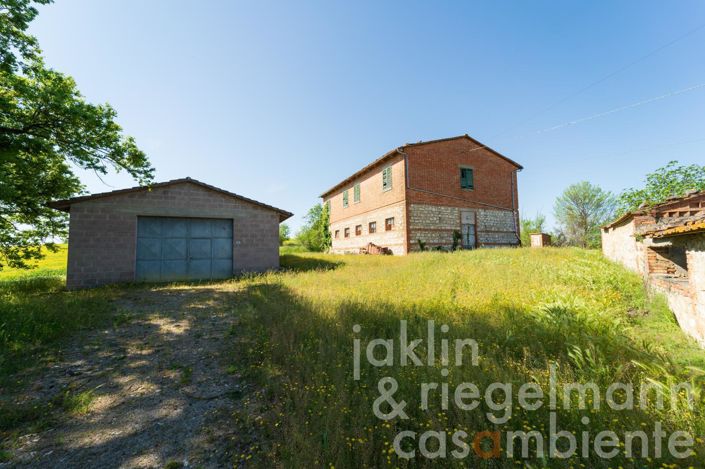 Image No.5-Ferme de 3 chambres à vendre à Asciano