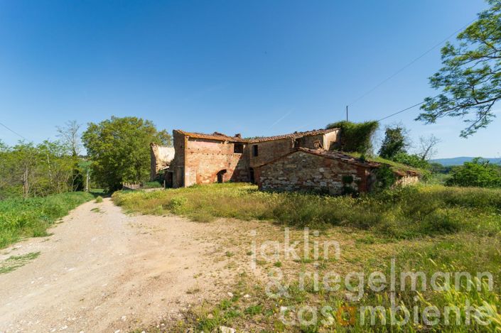 Image No.7-3 Bed Farmhouse for sale