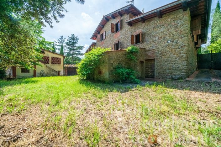 Image No.24-4 Bed Country House for sale