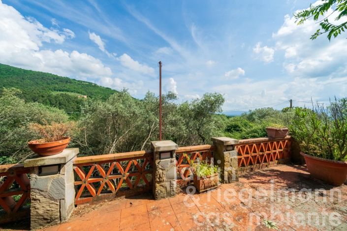 Image No.30-4 Bed Country House for sale