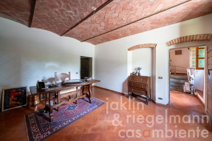 Image No.38-4 Bed Country House for sale