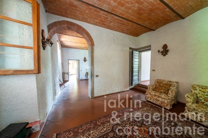 Image No.40-4 Bed Country House for sale