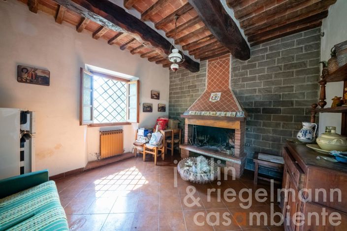 Image No.43-4 Bed Country House for sale