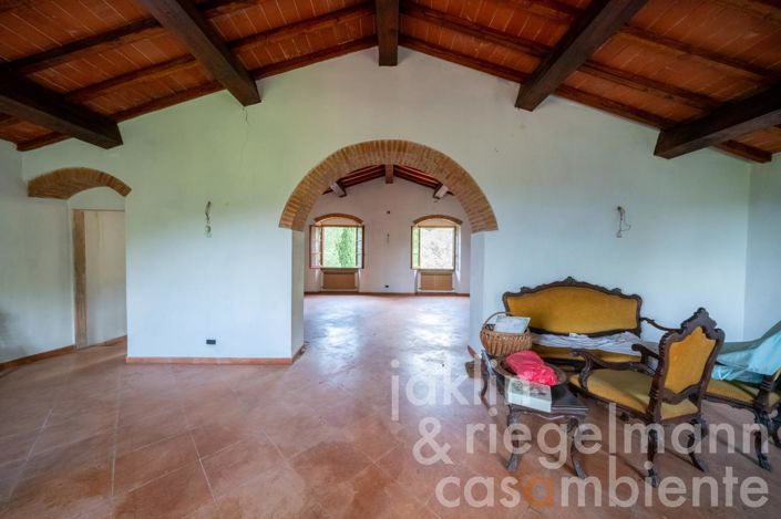 Image No.62-4 Bed Country House for sale