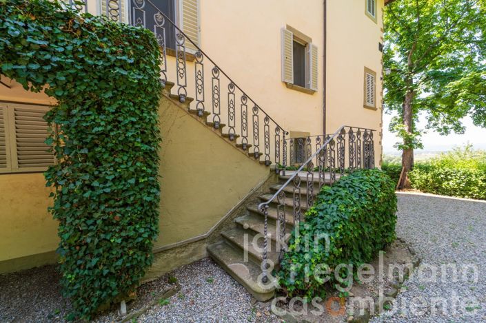 Image No.12-6 Bed Villa for sale