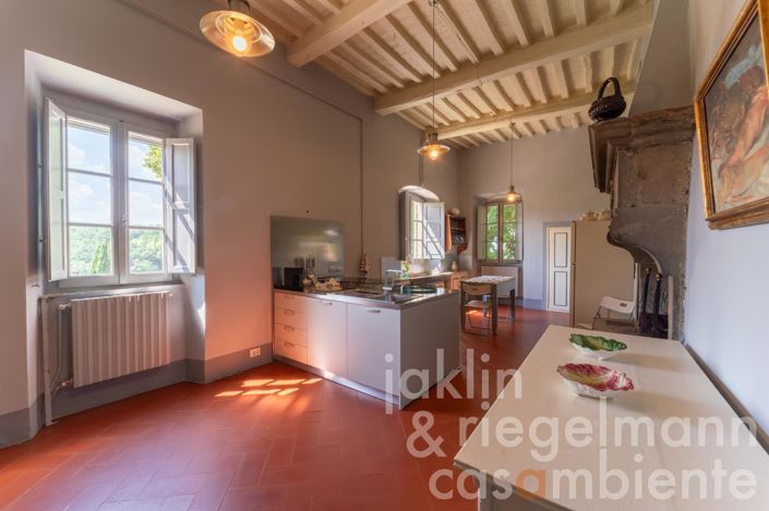 Image No.25-6 Bed Villa for sale