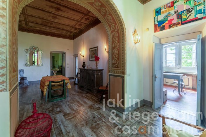 Image No.29-6 Bed Villa for sale