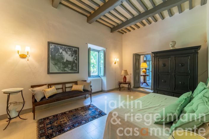 Image No.35-6 Bed Villa for sale