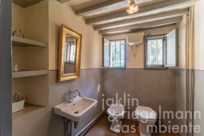 Image No.44-6 Bed Villa for sale