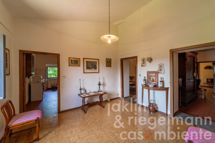 Image No.48-6 Bed Villa for sale