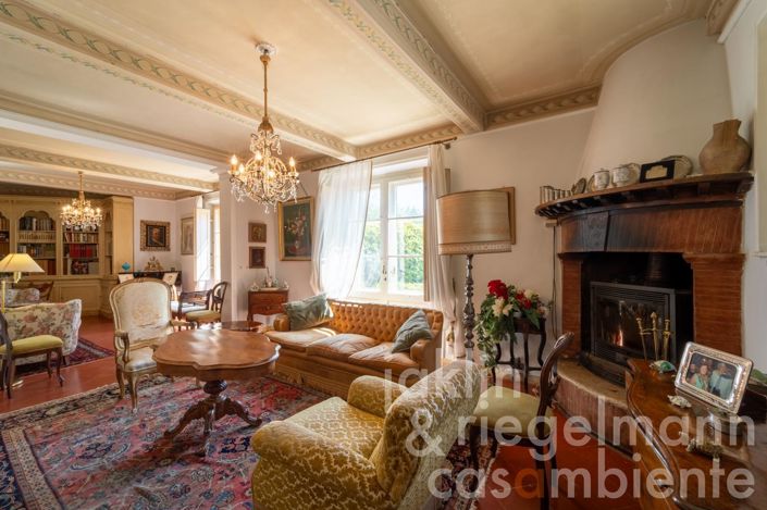 Image No.22-9 Bed Villa for sale