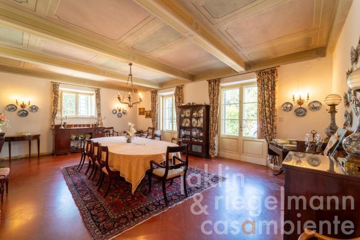 Image No.28-9 Bed Villa for sale