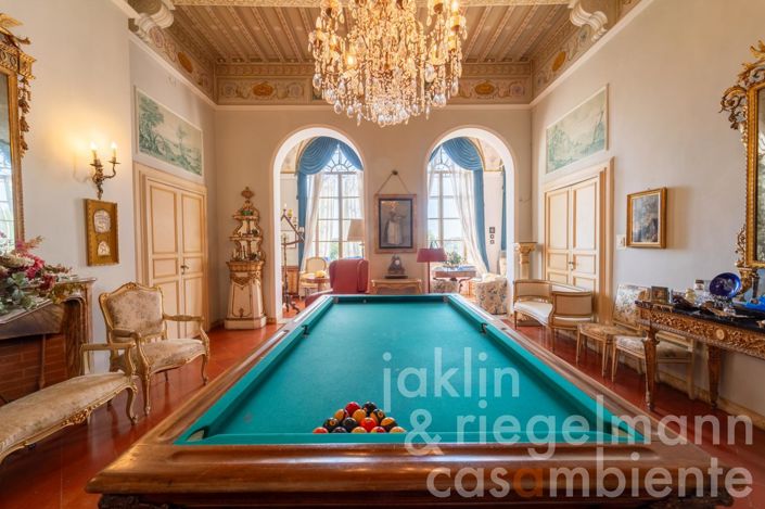 Image No.34-9 Bed Villa for sale