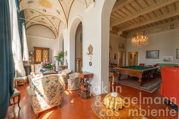 Image No.36-9 Bed Villa for sale