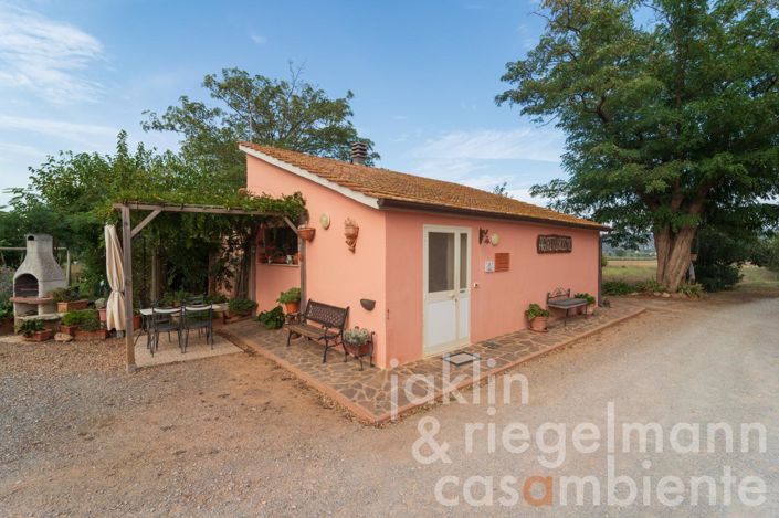 Image No.14-5 Bed Farmhouse for sale