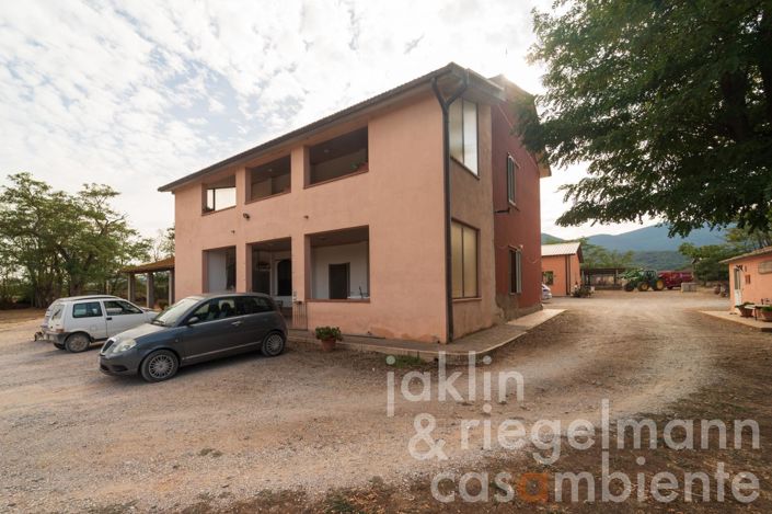 Image No.17-5 Bed Farmhouse for sale