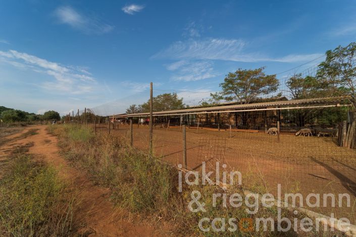 Image No.23-5 Bed Farmhouse for sale